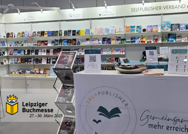 Stand des Selfpublisher-Verbands auf der LBM mit Logo LBM Fachprogramm Leipziger Buchmesse